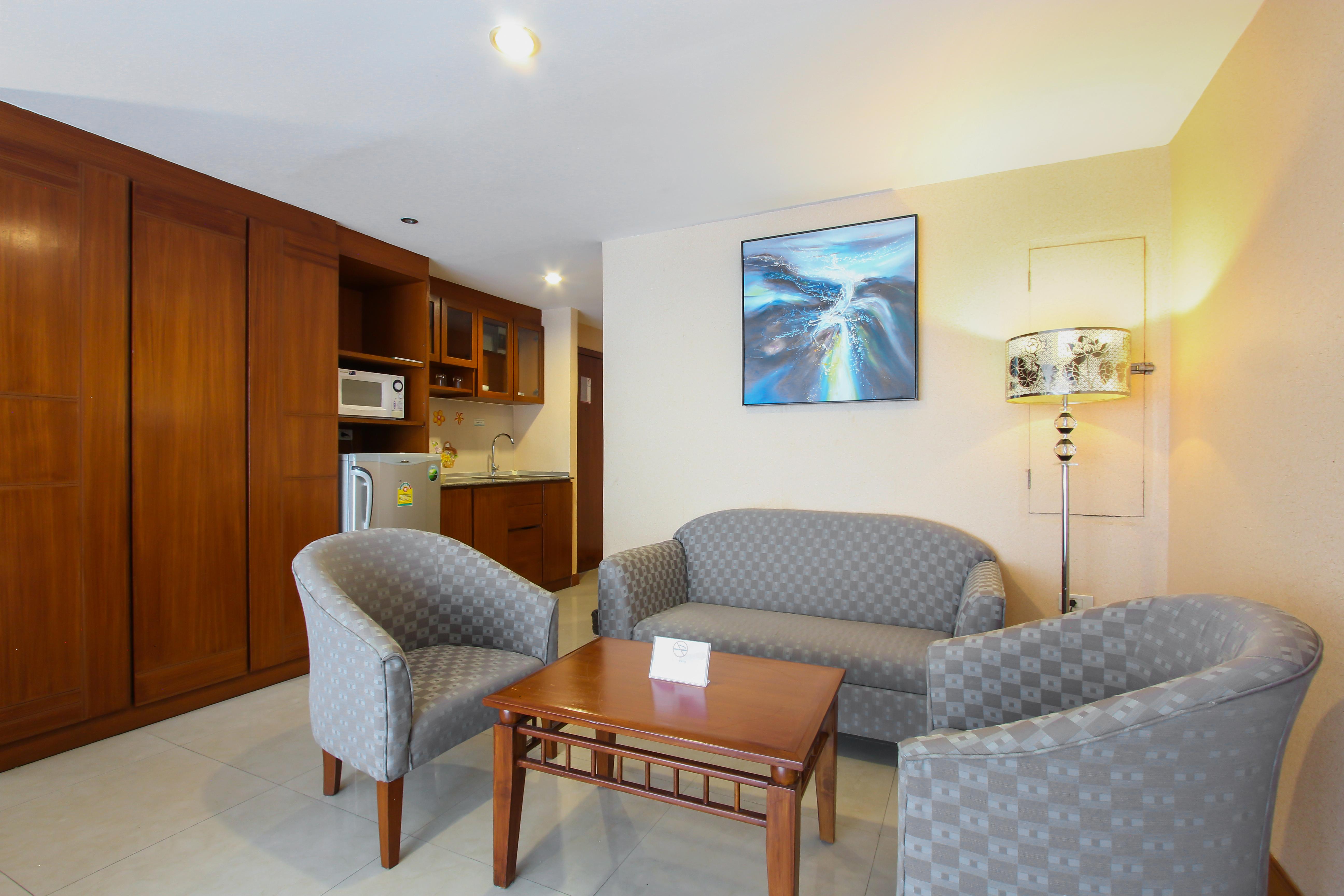 Bally Suite Sukhumvit Μπανγκόκ Εξωτερικό φωτογραφία