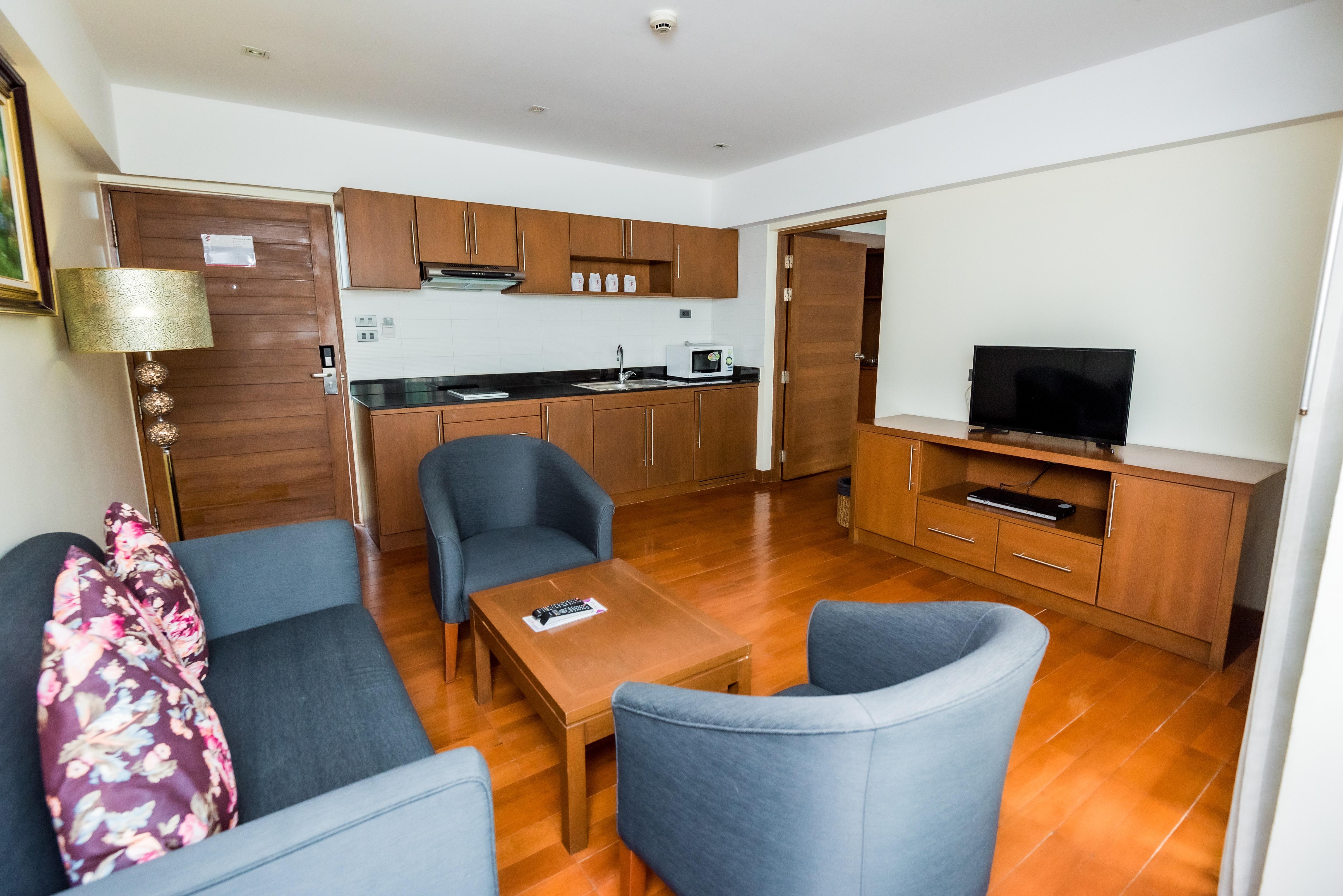 Bally Suite Sukhumvit Μπανγκόκ Εξωτερικό φωτογραφία